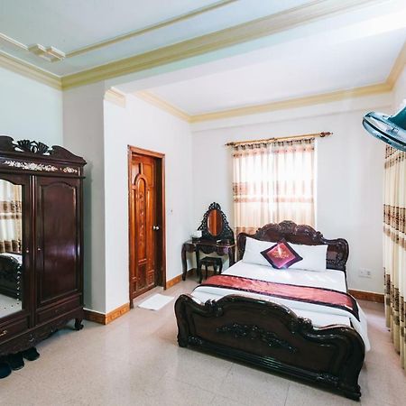 Hoang Nga Khach San Thanh Loan מראה חיצוני תמונה