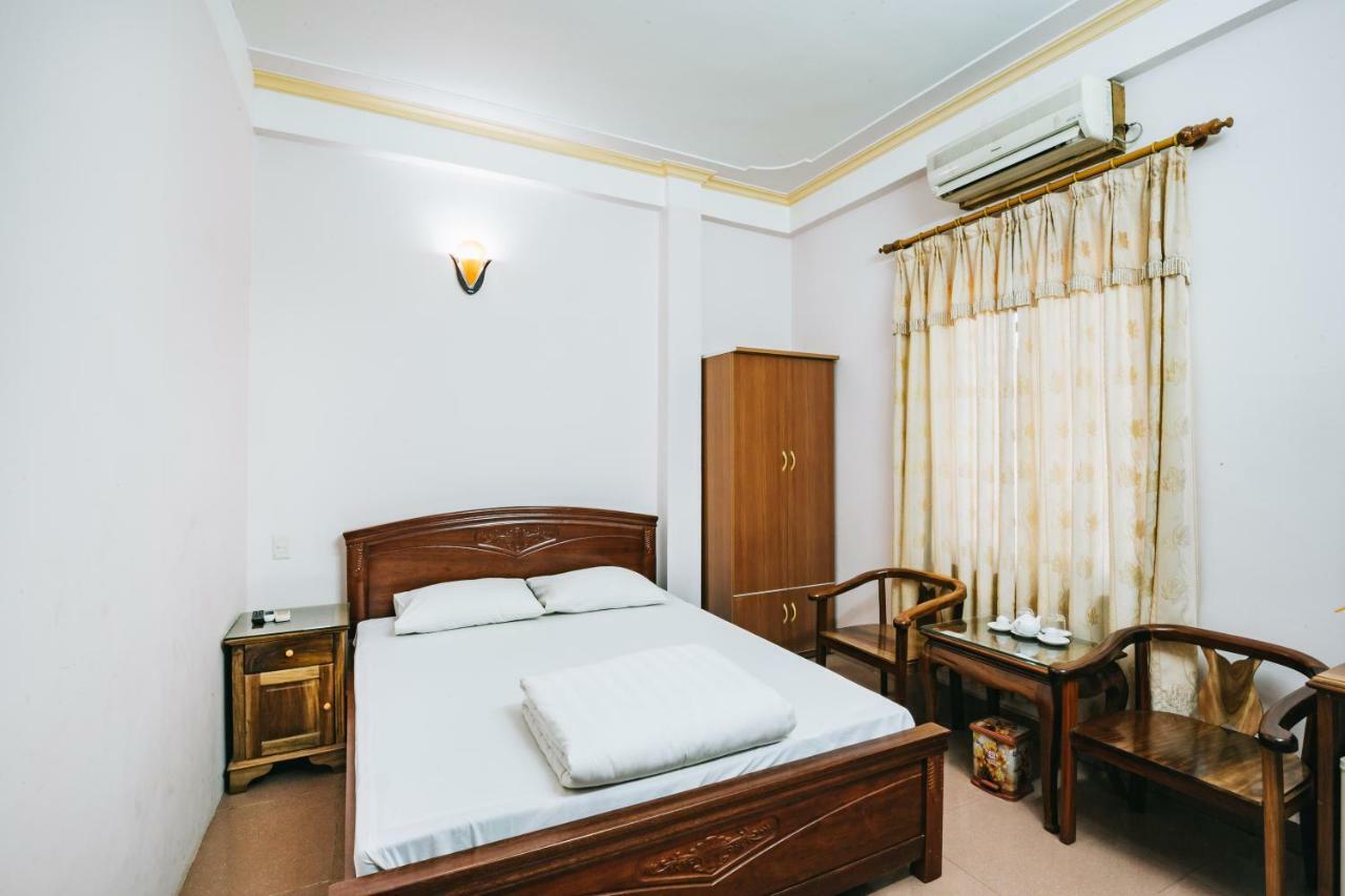 Hoang Nga Khach San Thanh Loan מראה חיצוני תמונה